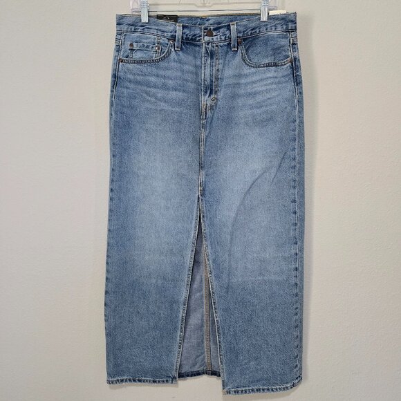 Levi's Dresses & Skirts - Classic Blue Denim Skirt